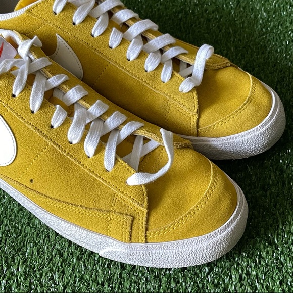 Nike Blazer Low '77 Vintage Suede Speed Yellow White DA7254-700 sz 12 Men's - Picture 8 of 12